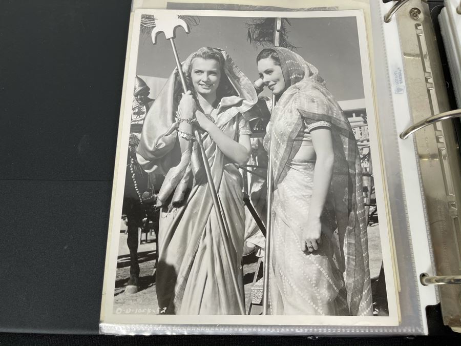 Actress Carole Mathews Old Hollywood Personal Filmography Scrapbook With Movie Scene & Set B&W Photos And Clippings Westerns - See Photos [Photo 23]