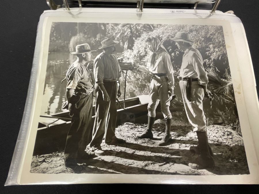 Actress Carole Mathews Old Hollywood Personal Filmography Scrapbook With Movie Scene & Set B&W Photos And Clippings Westerns - See Photos [Photo 13]