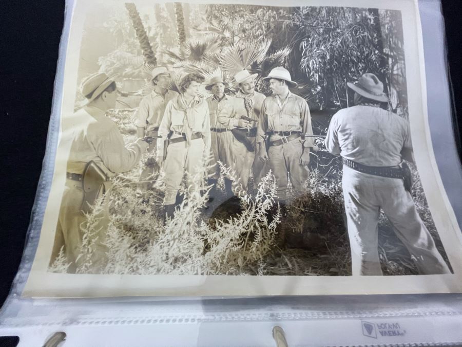 Actress Carole Mathews Old Hollywood Personal Filmography Scrapbook With Movie Scene & Set B&W Photos And Clippings Westerns - See Photos [Photo 14]