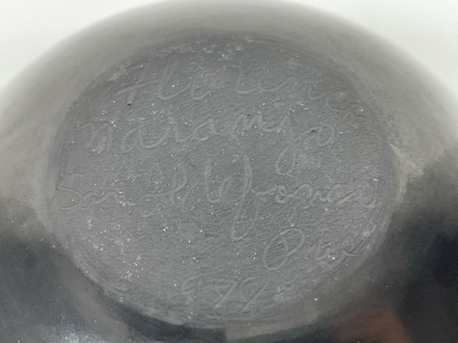 Native American Black Pottery Signed By Florence Naranjo San Ildefonso Pottery Santa Fe, NM 4W X 3H [Photo 7]