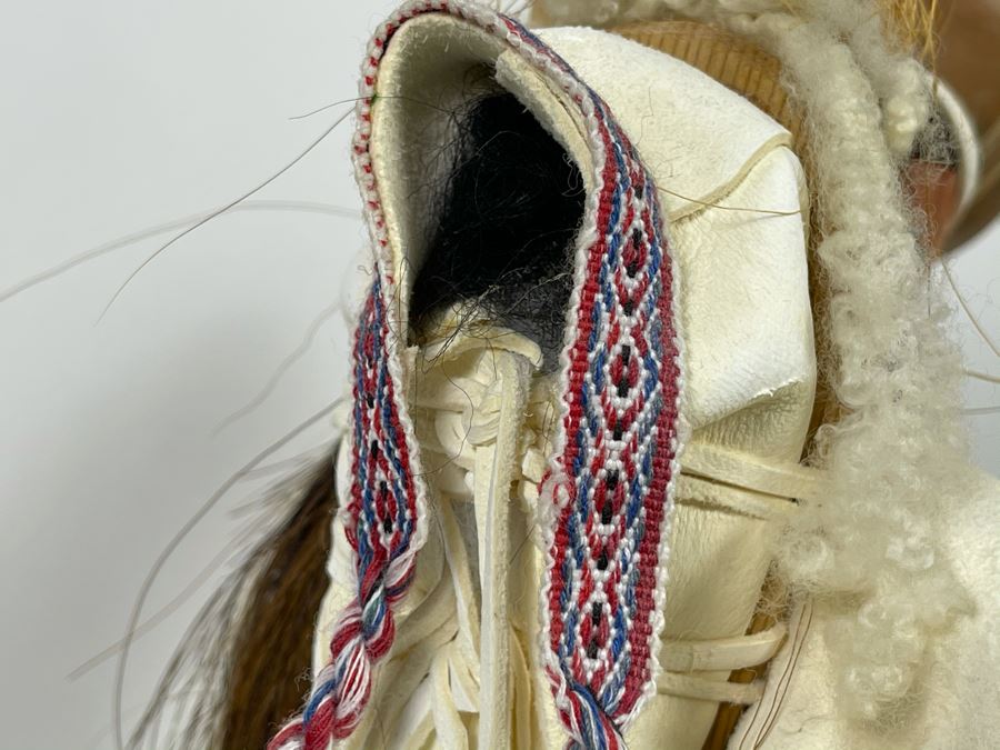 Vintage Native American Doll With Turquoise Jewelry, Papoose And Driftwood Base 16H [Photo 11]