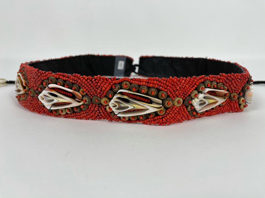 Hand Beaded Belt With Shells 30L Retails $149