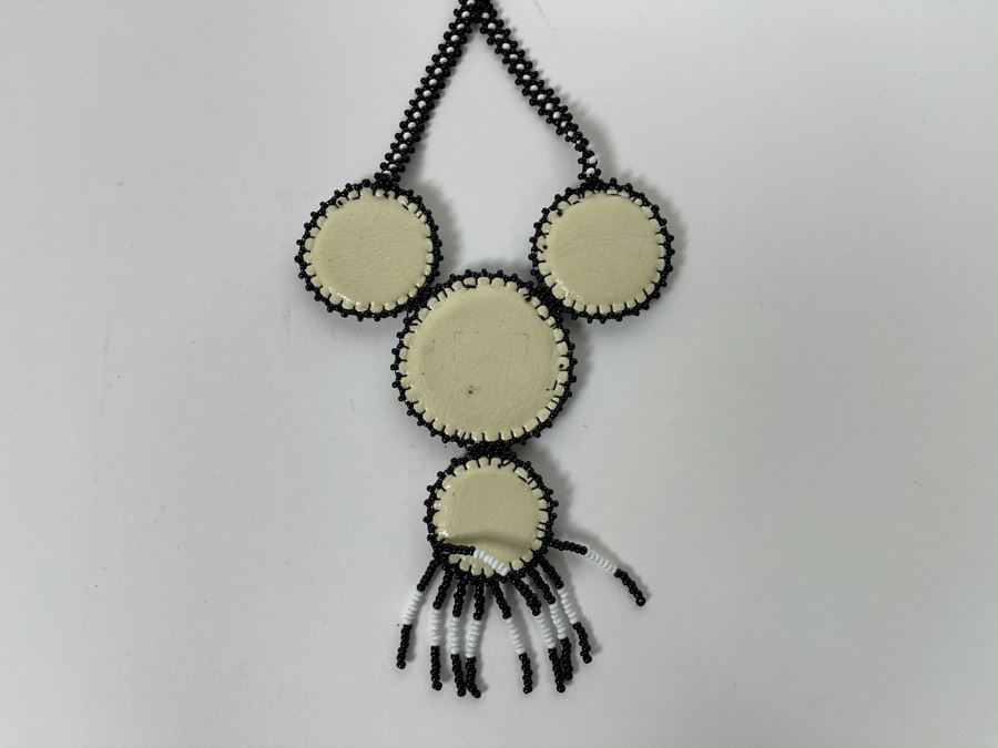 Hand Beaded Native Necklace [Photo 6]