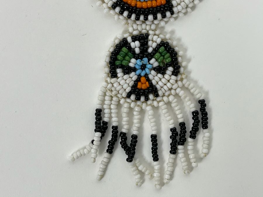 Hand Beaded Native Necklace [Photo 4]