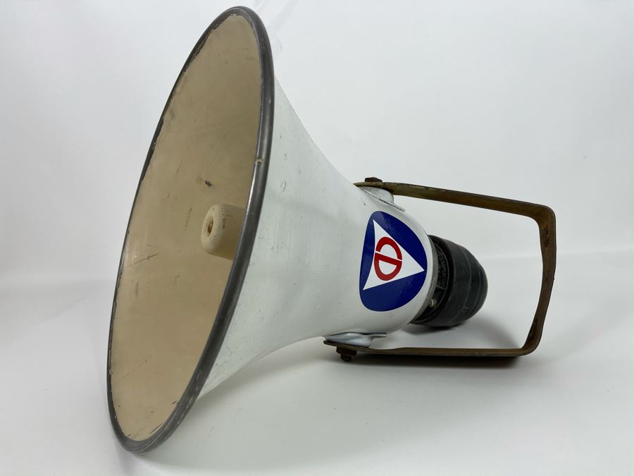 Vintage American Civil Defense Loudspeaker Alarm Warning Speaker By University Loudspeakers SAHF 15.5R W X 17L [Photo 15]