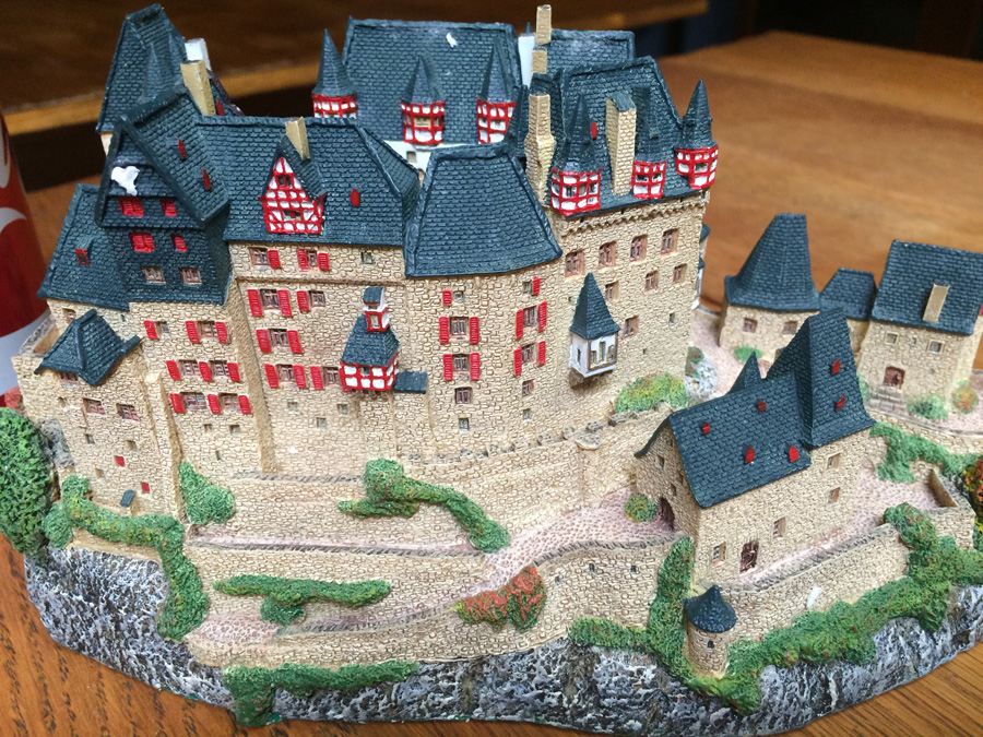 Eltz Castle Rhineland-Palatinate, Germany Danbury Mint 1994 [Photo 2]