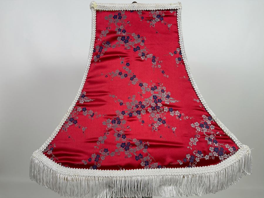 Vintage Chinese Famille Rose Porcelain Table Lamp With Silk Shade 26H [Photo 19]