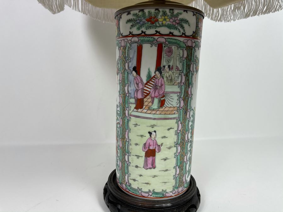 Vintage Chinese Famille Rose Porcelain Table Lamp With Silk Shade 26H [Photo 12]