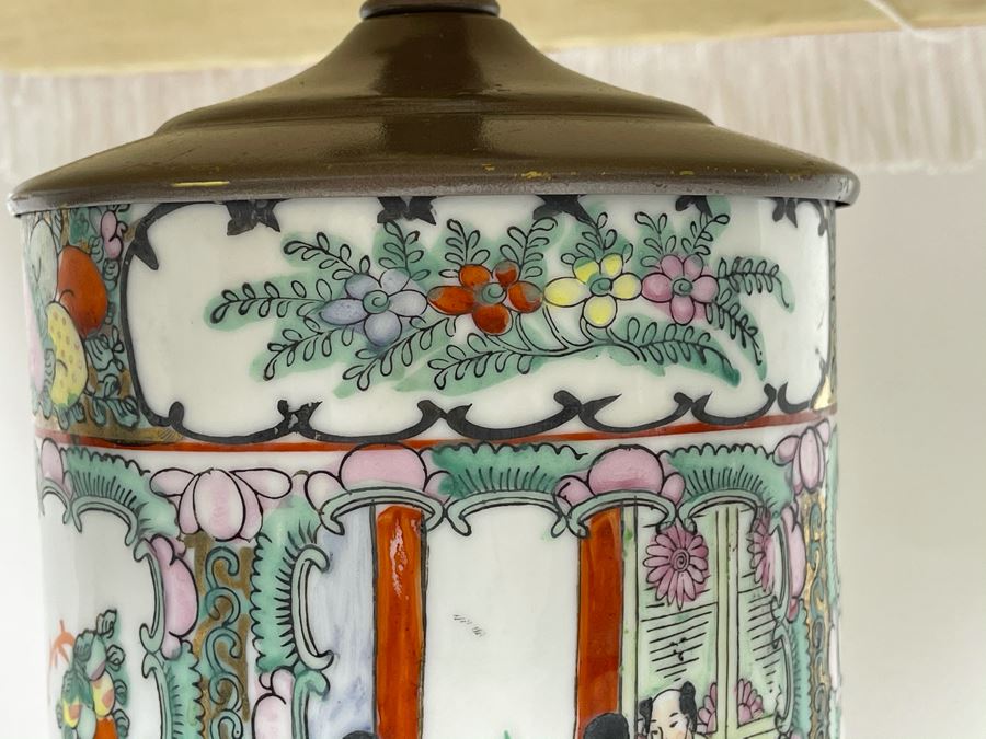 Vintage Chinese Famille Rose Porcelain Table Lamp With Silk Shade 26H [Photo 7]