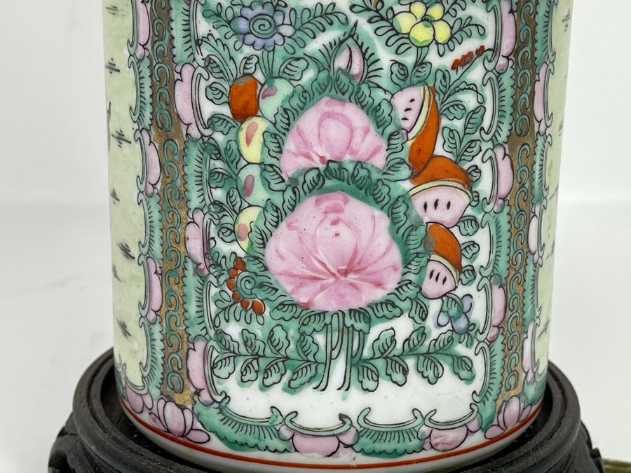 Vintage Chinese Famille Rose Porcelain Table Lamp With Silk Shade 26H [Photo 17]