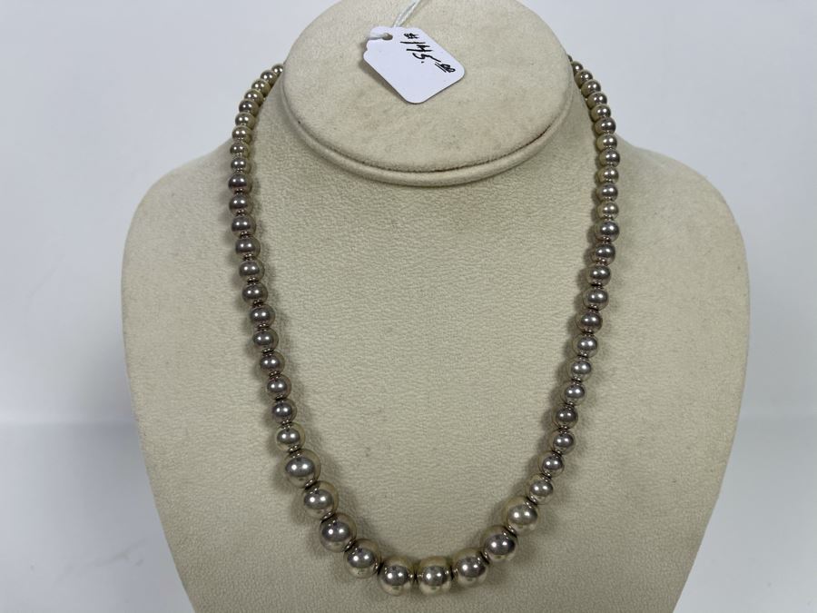 18'L Sterling Silver Graduated Round Beads Necklace 27g