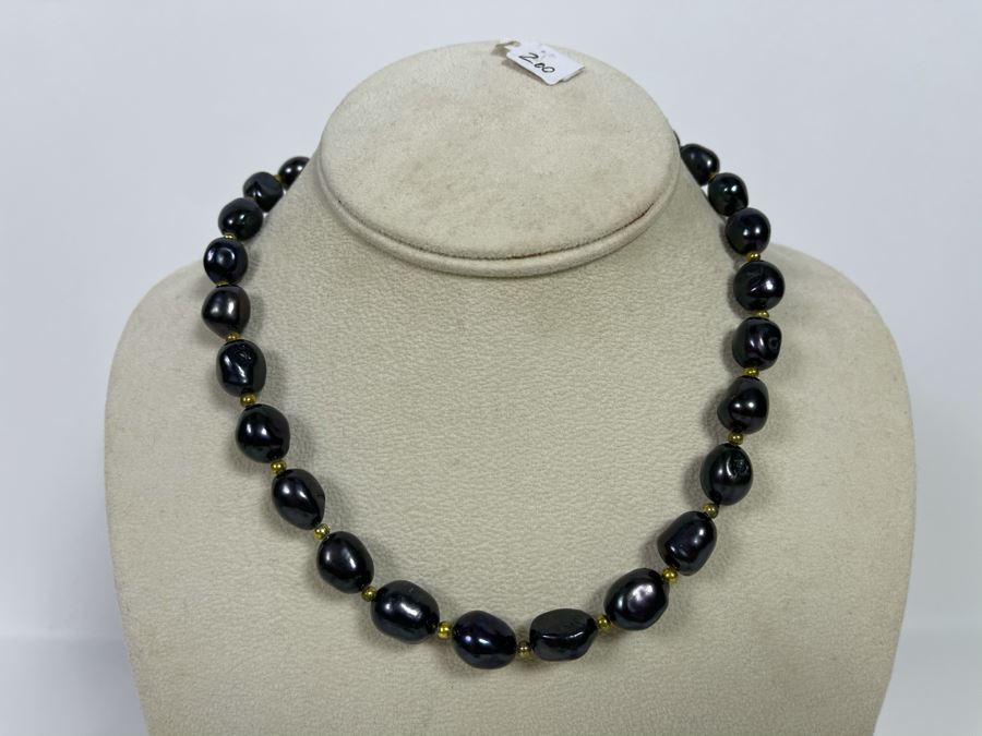 16' Black Pearl Necklace Retails $200 [Photo 2]