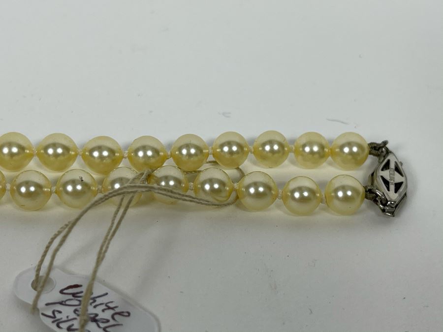 Vintage White Pearls Necklace With Sterling Silver Clasp With Original Mallorca Pearls Box Retails $150 [Photo 12]