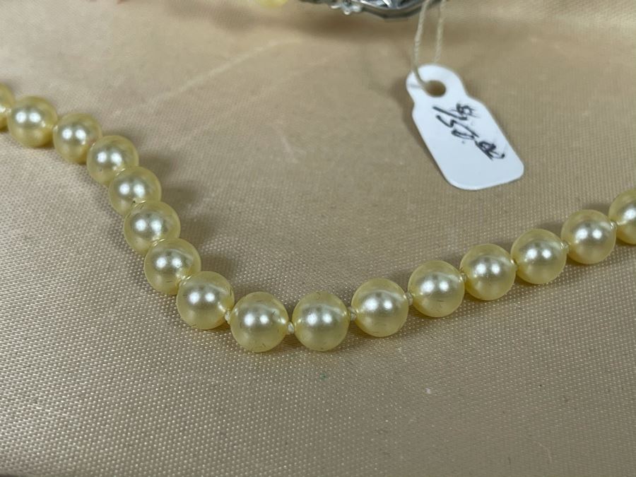 Vintage White Pearls Necklace With Sterling Silver Clasp With Original Mallorca Pearls Box Retails $150 [Photo 8]