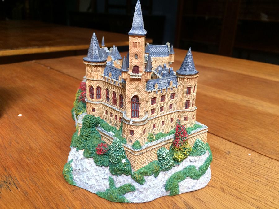 Hohenzollern Castle Baden-Wuttemberg, Germany Danbury Mint 1994 [Photo 8]