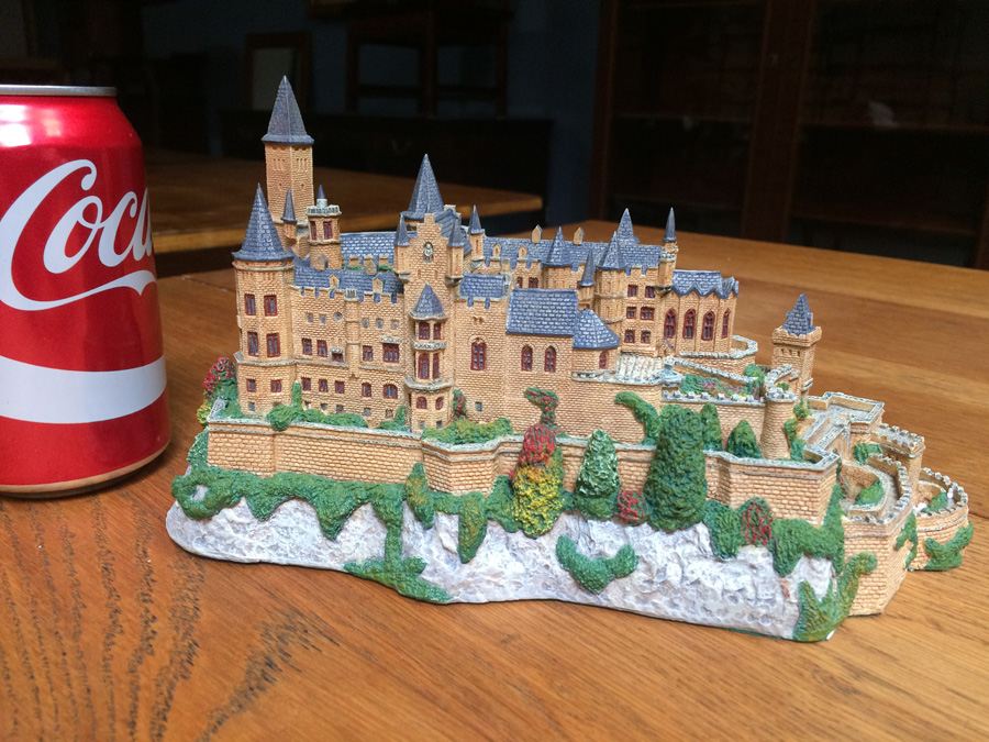 Hohenzollern Castle Baden-Wuttemberg, Germany Danbury Mint 1994 [Photo 1]