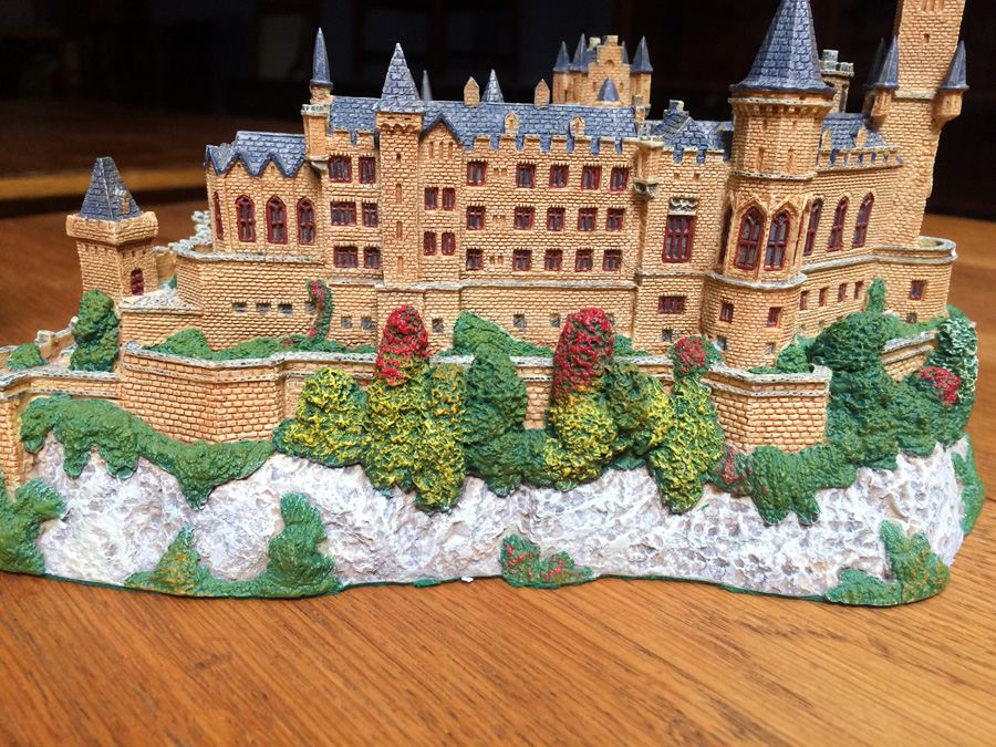 Hohenzollern Castle Baden-Wuttemberg, Germany Danbury Mint 1994 [Photo 7]
