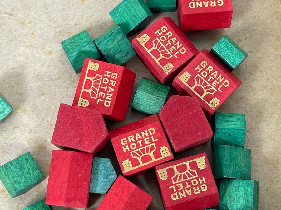 Vintage 1940s Parker Brothers Monopoly Game [Photo 14]