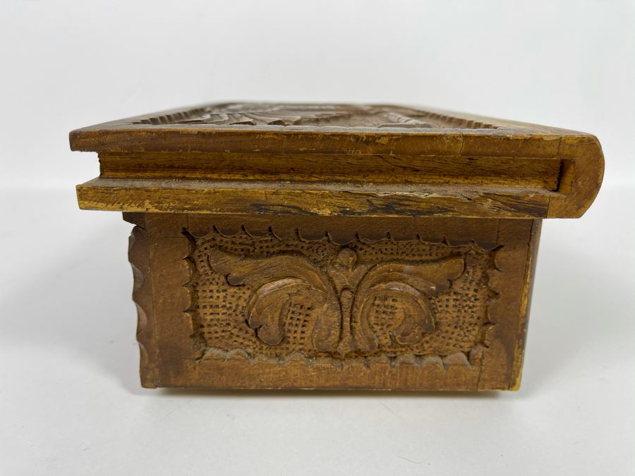 Vintage Relief Carved Wooden Box With Eagle On Lid 10W X 6.5D X 4.5H [Photo 6]