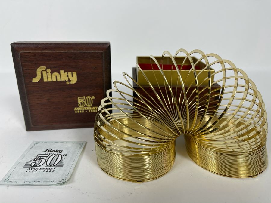 50th Anniversary Gold Slinky With Box [Photo 2]