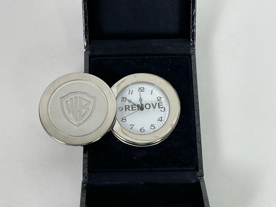 New Warner Bros Clock With Case 3.5 X 3 [Photo 1]