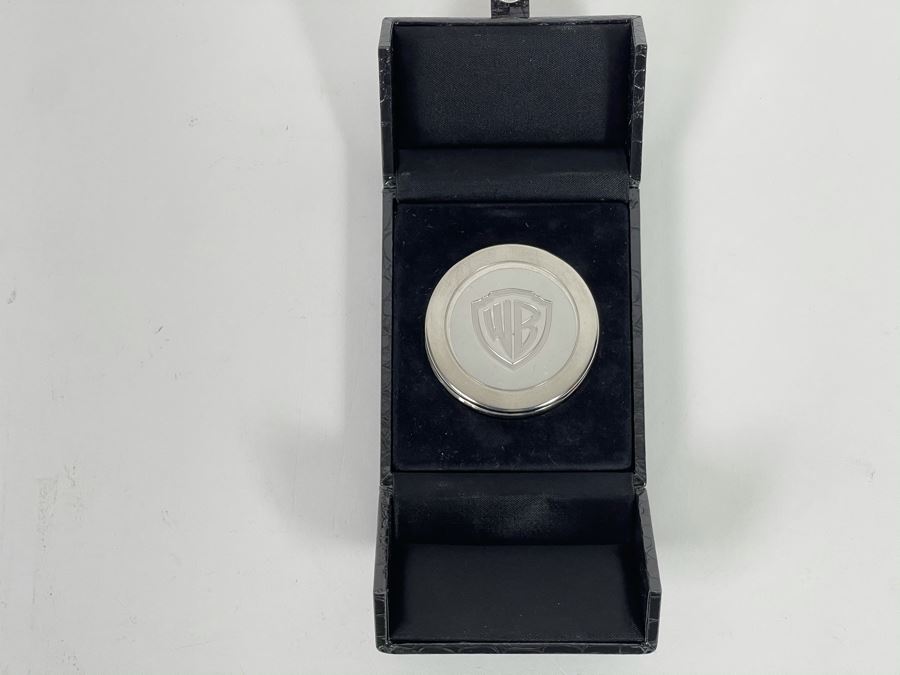 New Warner Bros Clock With Case 3.5 X 3 [Photo 2]