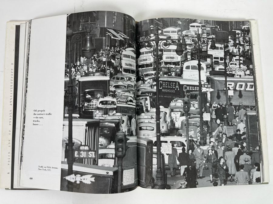 JUST ADDED - Signed First Edition Book 'Changing America' By Andreas Feininger [Photo 7]