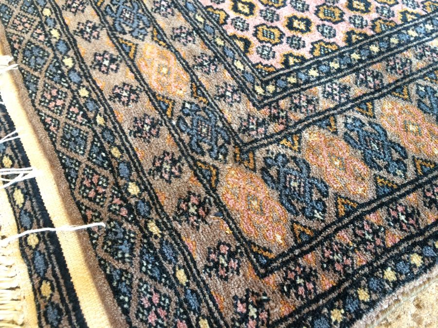 Handmade Wool Area Rug - 32' x 52' [Photo 6]