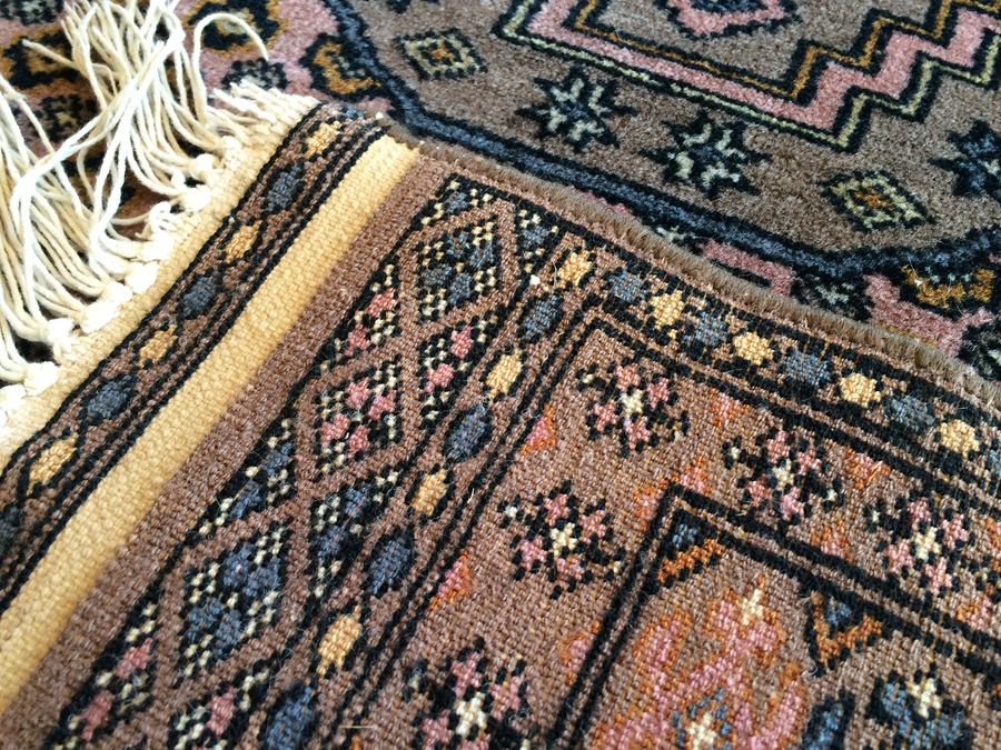 Handmade Wool Area Rug - 32' x 52' [Photo 9]