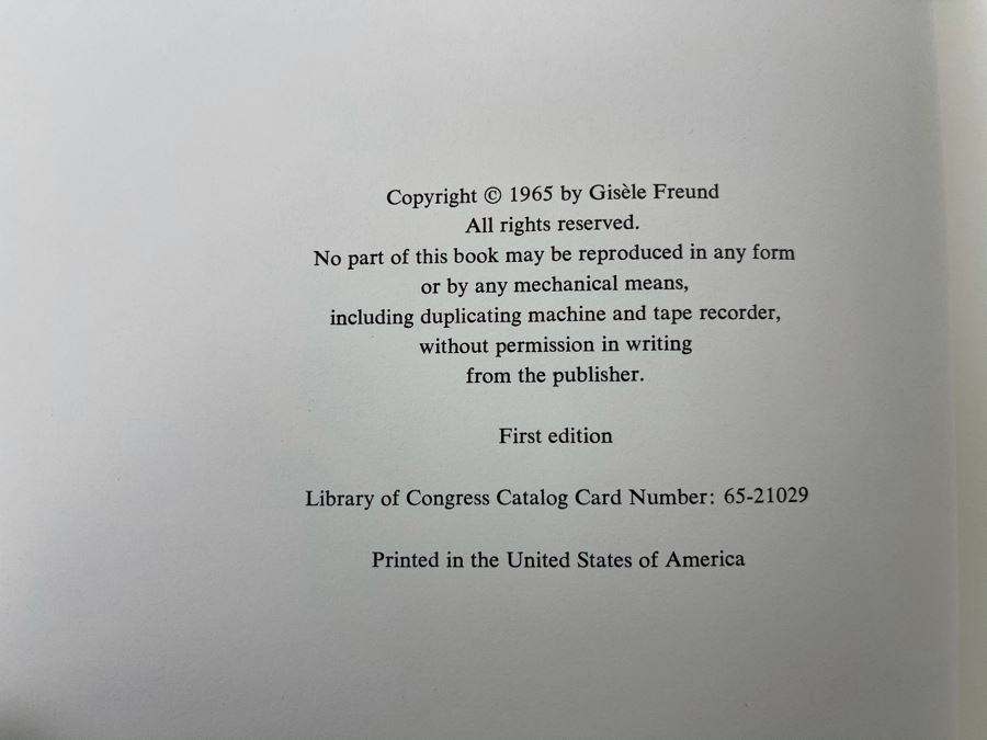 JUST ADDED - First Edition Book 'James Joyce In Paris: His Final Years' By Gisele Freund And V.B. Carleton [Photo 4]