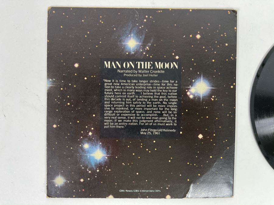 JUST ADDED - Vintage Man On The Moon Narrated By Walter Cronkite 45RPM Record [Photo 5]
