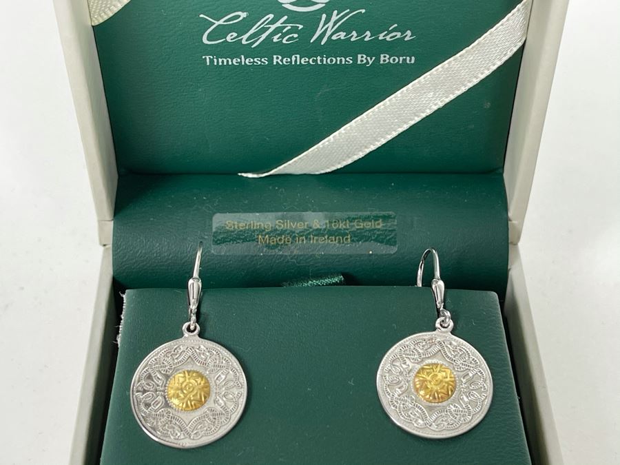 New Pair Of 18K Gold / Sterling Silver Irish Celtic Warrior Earrings Retails $169 [Photo 2]