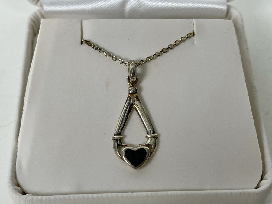 New Sterling Silver Irish Pendant With Italian Sterling Silver Chain Necklace Retails $70 [Photo 2]