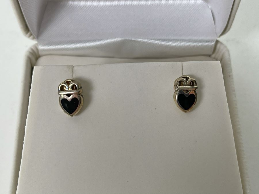 New Sterling Silver Irish Stud Earrings Retails $65 [Photo 2]