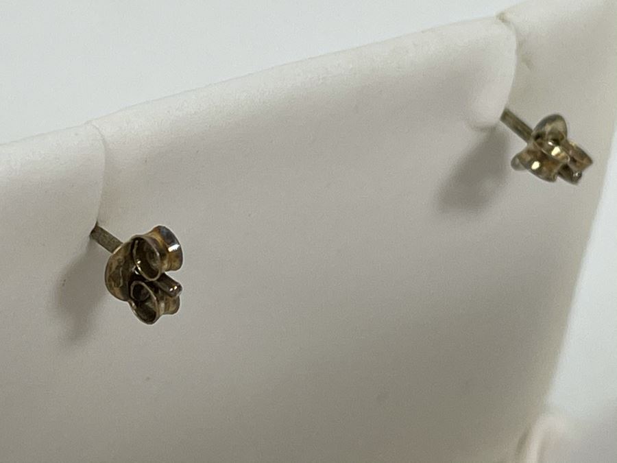 New Sterling Silver Irish Stud Earrings Retails $65 [Photo 4]