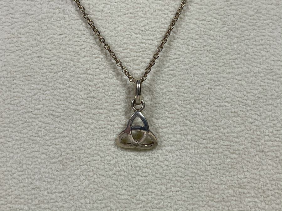 New Sterling Silver Irish Pendant With Italian Sterling Silver Chain Necklace Retails $65 [Photo 5]