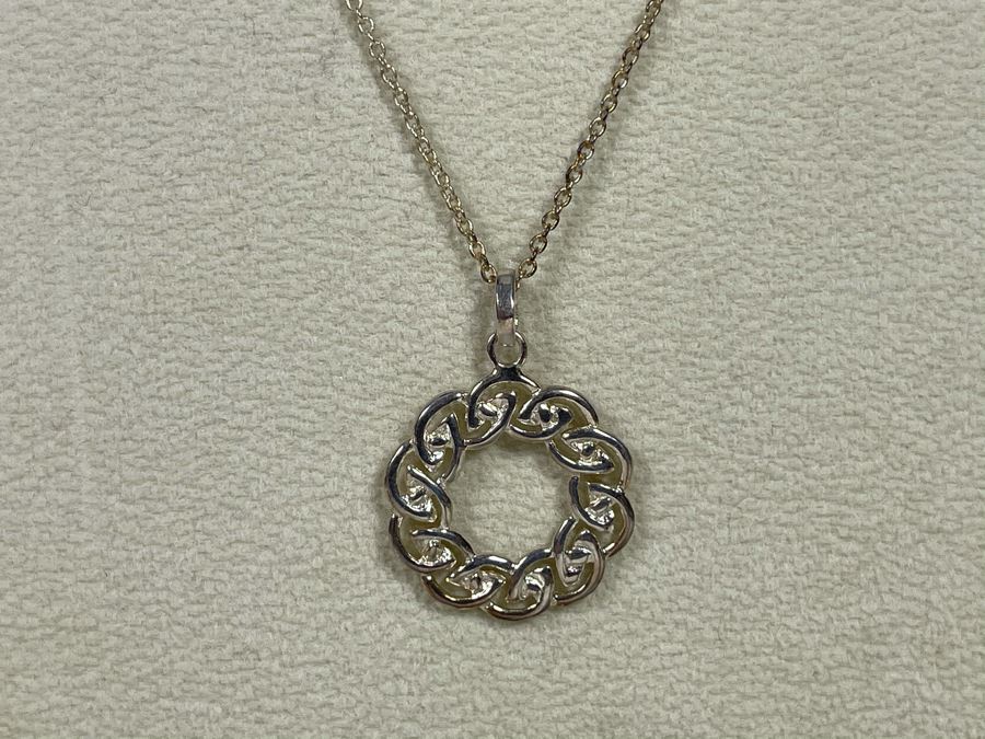 New Sterling Silver Irish Pendant With Italian Sterling Silver Chain Necklace Retails $70 [Photo 7]