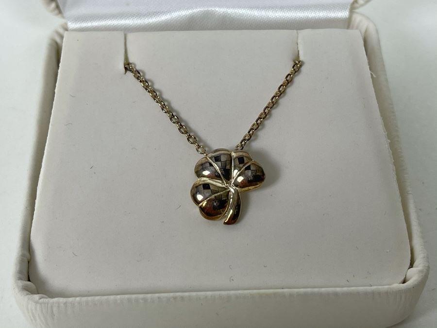 New Sterling Silver Irish Clover Pendant With Sterling Silver Chain Necklace Retails $65 [Photo 3]