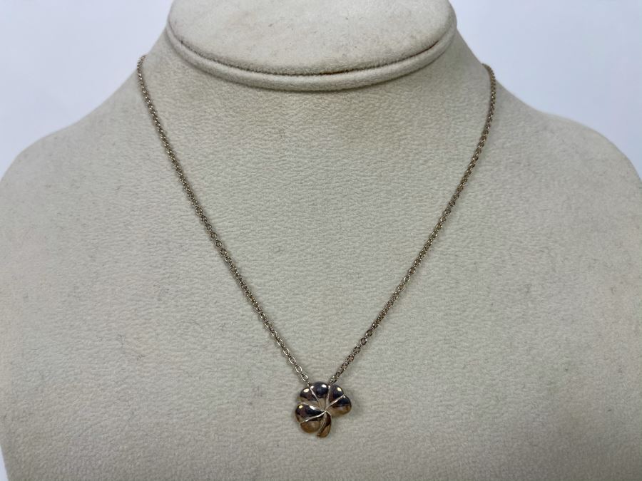 New Sterling Silver Irish Clover Pendant With Sterling Silver Chain Necklace Retails $65 [Photo 4]