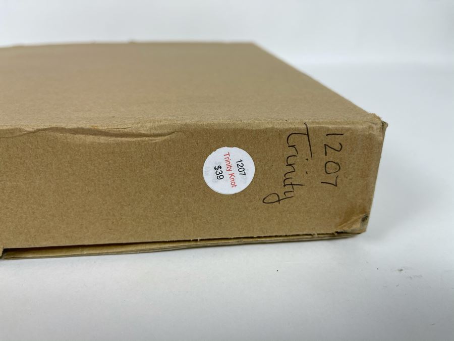 New Irish Trinity Knot Wall Decor 11 X 10 [Photo 5]