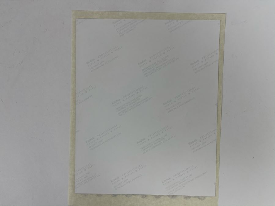 Hand Signed Early Pamela Anderson Nude Photograph Autographed With Certificate Of Authenticity 8 X 10 (Main Image Blurred - See Details) [Photo 7]