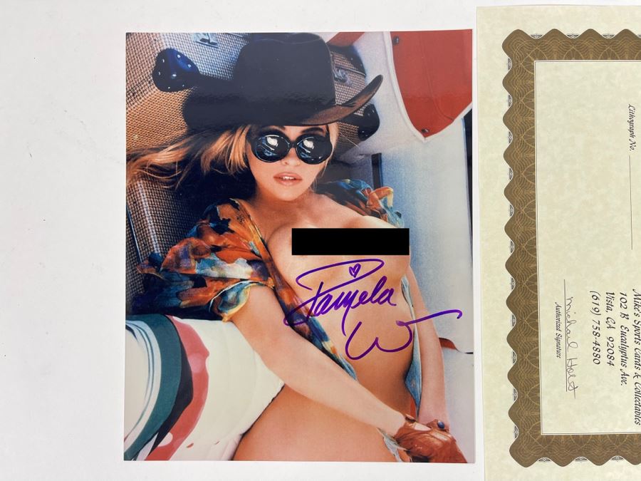 Hand Signed Early Pamela Anderson Nude Photograph Autographed With Certificate Of Authenticity 8 X 10 (Main Image Blurred - See Details)