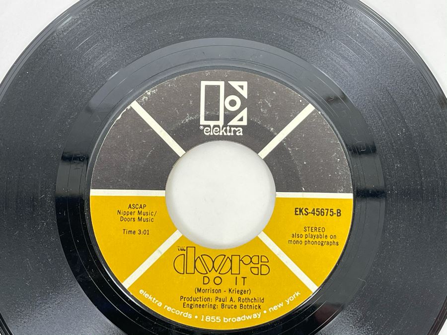 Six Vintage 'The Doors' 45RPM Records [Photo 13]