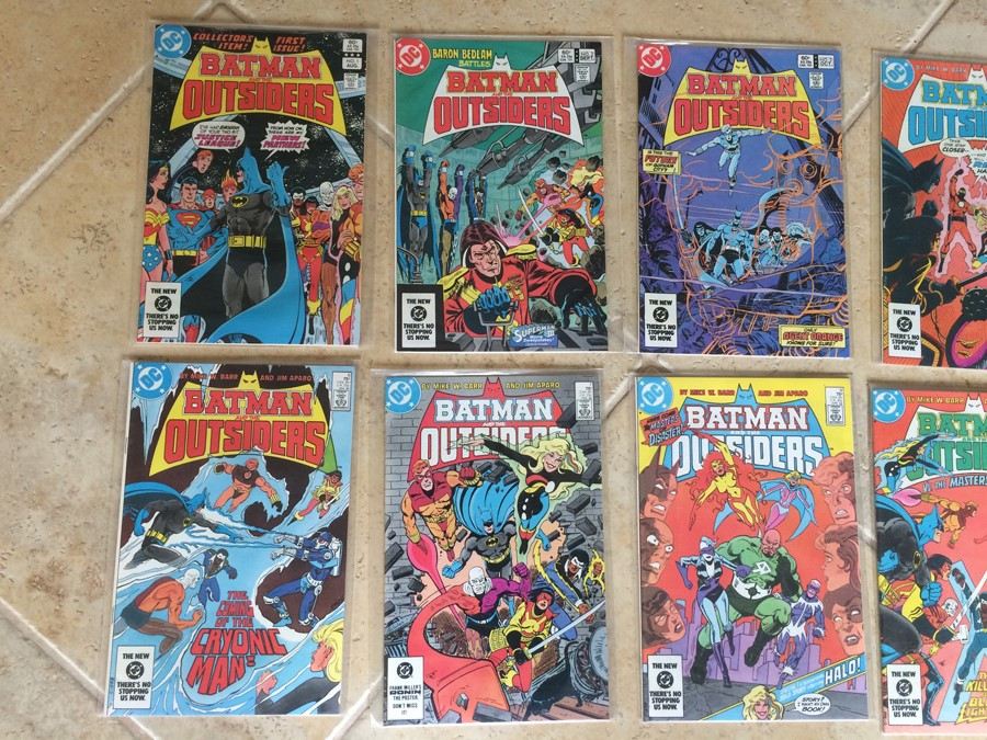 Batman and The Outsiders Comic Books [Photo 2]