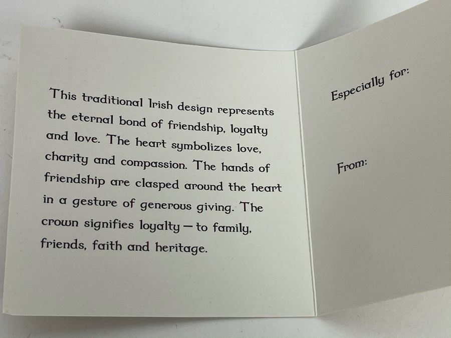 New Irish The Claddagh Wall Decor With Box [Photo 6]