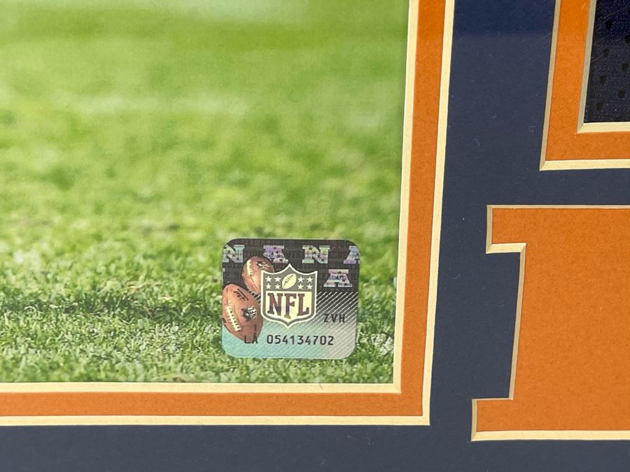 Signed NFL Chicago Bears Brian Urlacher Jersey With Certificate Of Authenticity 43 X 35 [Photo 4]