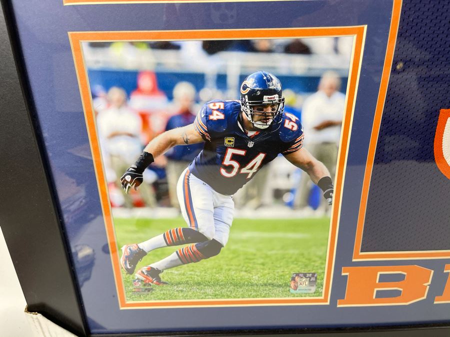 Signed NFL Chicago Bears Brian Urlacher Jersey With Certificate Of Authenticity 43 X 35 [Photo 5]