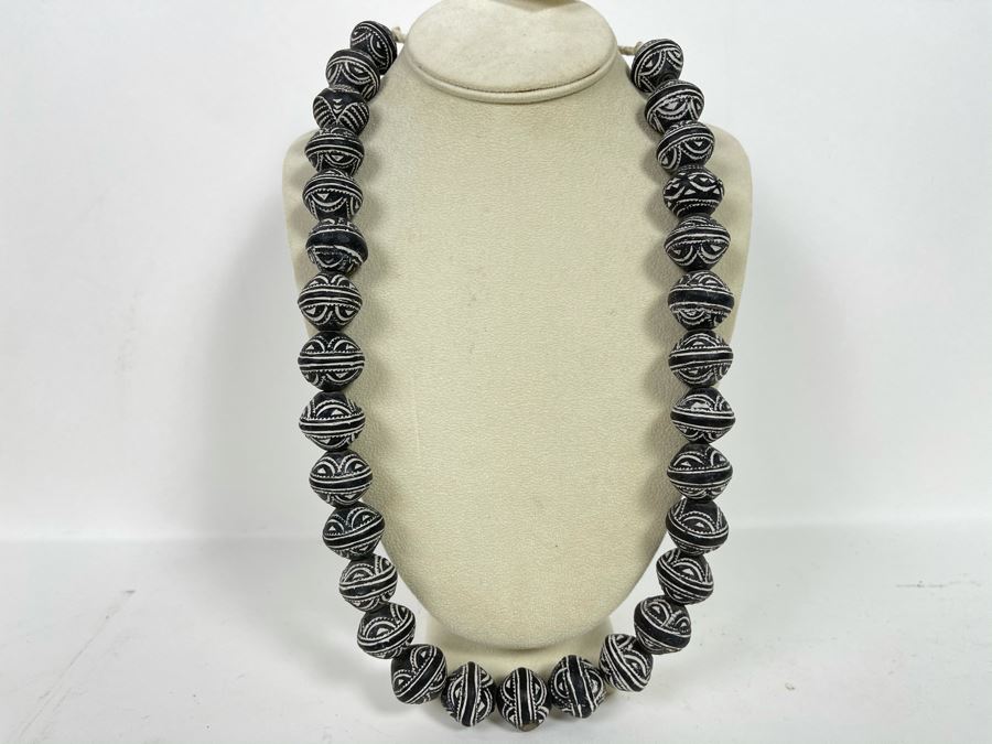 New Large Mali Clay Beaded Necklace Retails $60 [Photo 1]