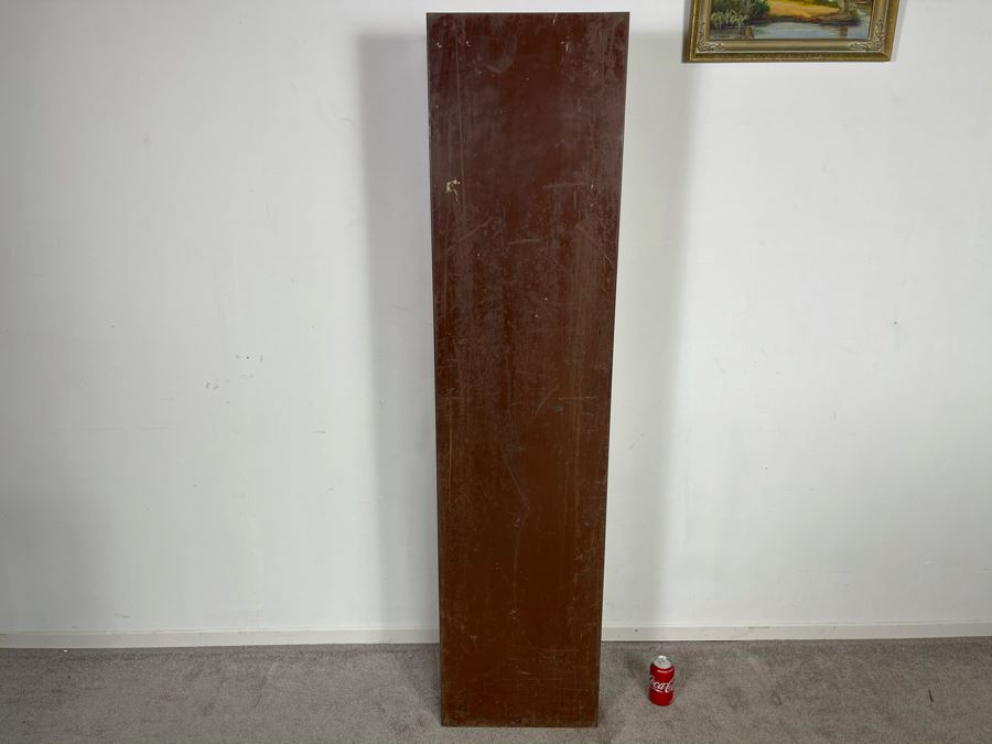 Vintage 10 Cent Metal Candy Vending Machine With Key 16.5'W X 10'D X 68.5'H [Photo 12]