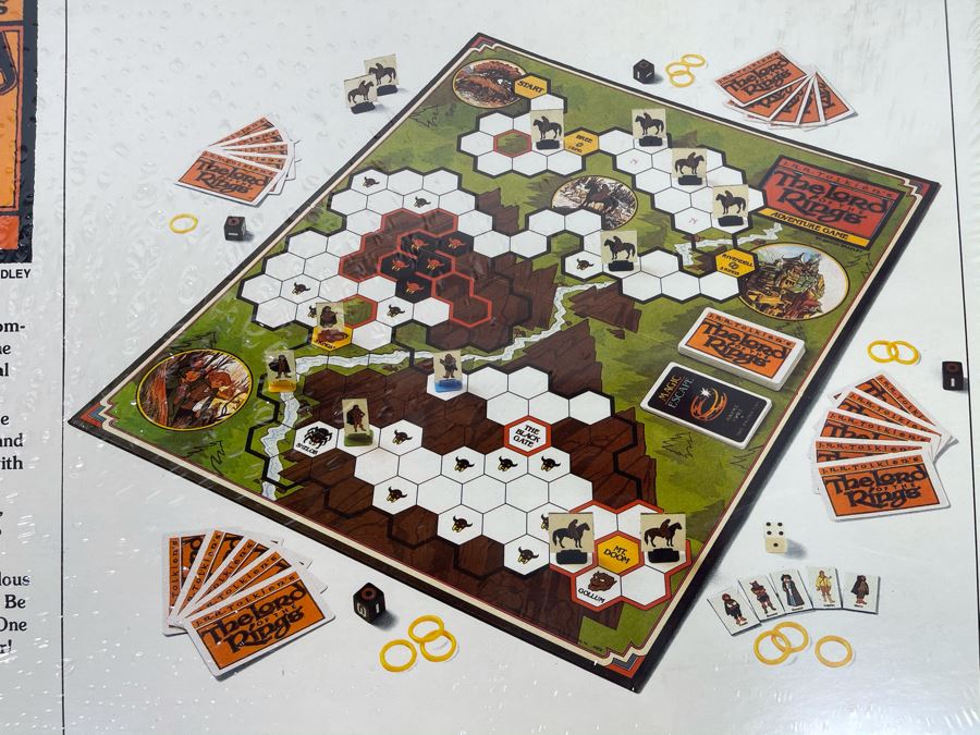 Sealed Vintage 1979 J.R.R. Tolkien's The Lord Of The Rings Adventure Game By Milton Bradley MB 4909 [Photo 11]